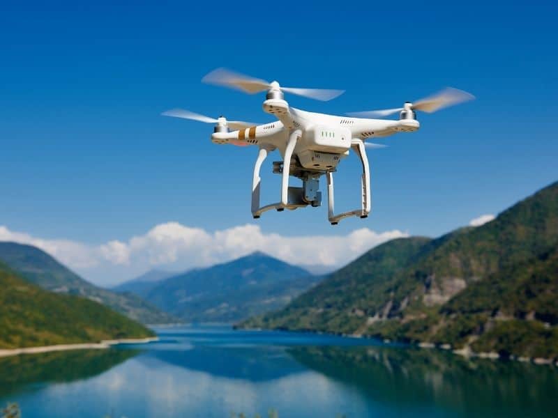 do you need internet to fly a drone