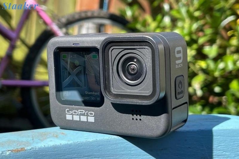 Waterproof Gopro Hero 9 and Iphone 12 compare